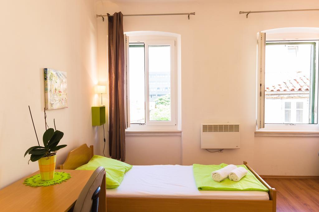 Apartment Mia Риека Экстерьер фото